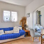 Hébergement de vacances Maison De Charme Avec Jardin, à Pied Barbâtre