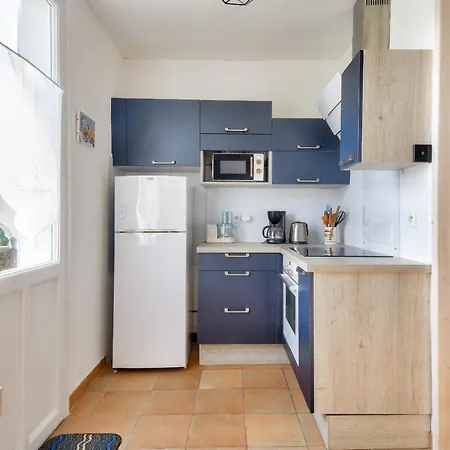 Hébergement de vacances Maison De Charme Avec Jardin, à Pied *